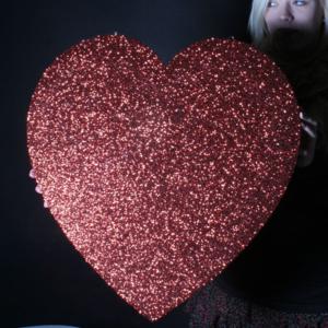 568mm high 2D Polystyrene Heart - Glittered - pack of 5